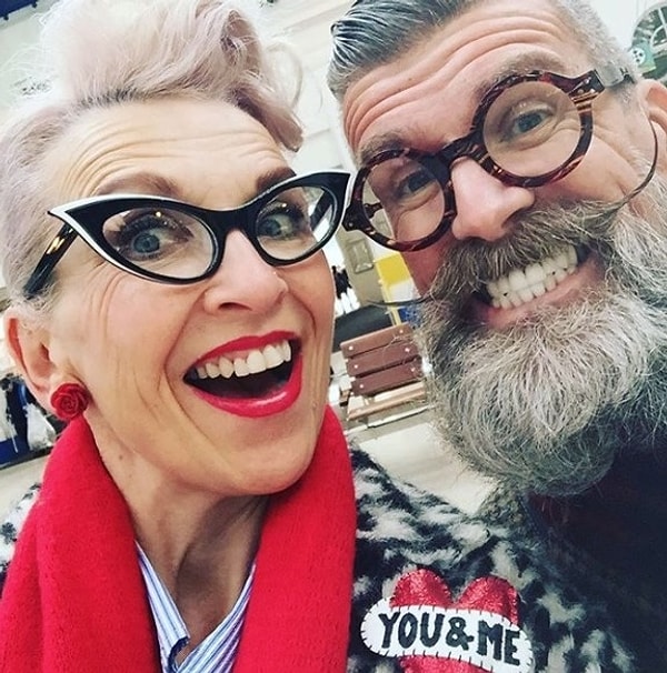 4. Карен Вебер и Грег Дьюк живут в Великобритании. Всем своим видом они показывают, что старость еще не повод отказываться от ярких вещей