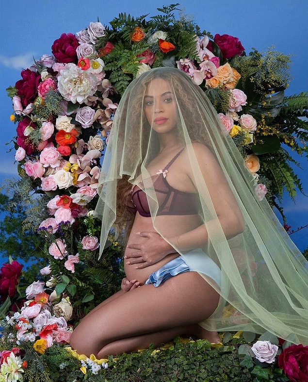 1. Bildiğiniz gibi Beyonce bu yıl içerisinde hamile olduğu haberini Instagram hesabından vermiş ve beğeni rekorları kırmıştı.
