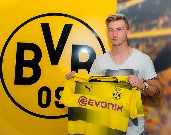 120. Maximilian Philipp ➡️  Borussia Dortmund