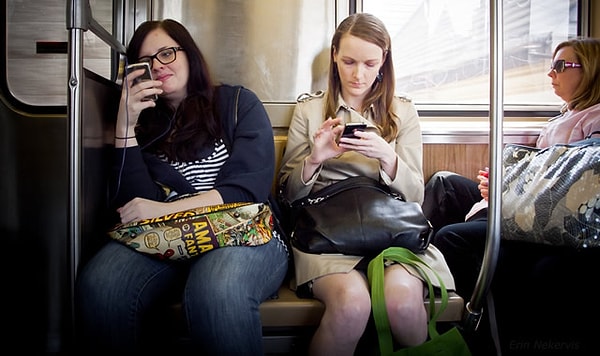 7. Зависимость от телефона