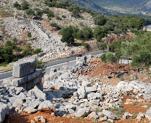 Antalya Anıtlar Müdürü Karabayram: 'Büyük İskender'in de bu yolu kullandığına yönelik öngörülerimiz var'