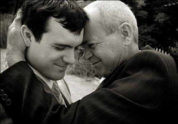 7. Как можно больше общайтесь с людьми старше себя