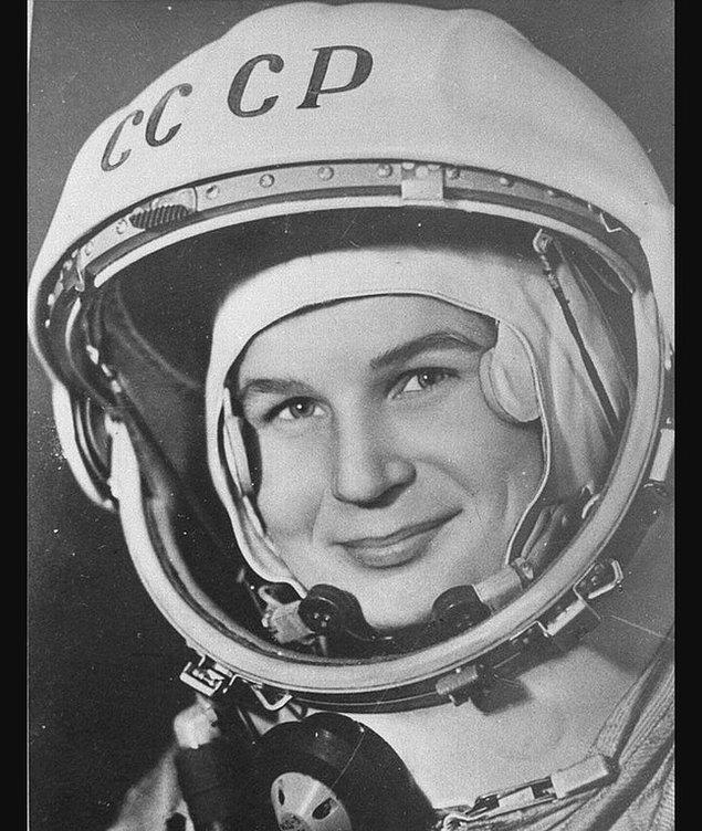 7. 57 yıl önce uzaya çıkan ilk kadın unvanını elde eden Valentina Tereshkova.