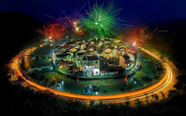 8. Çin'in en 'yuvarlak' köyü Jujing.
