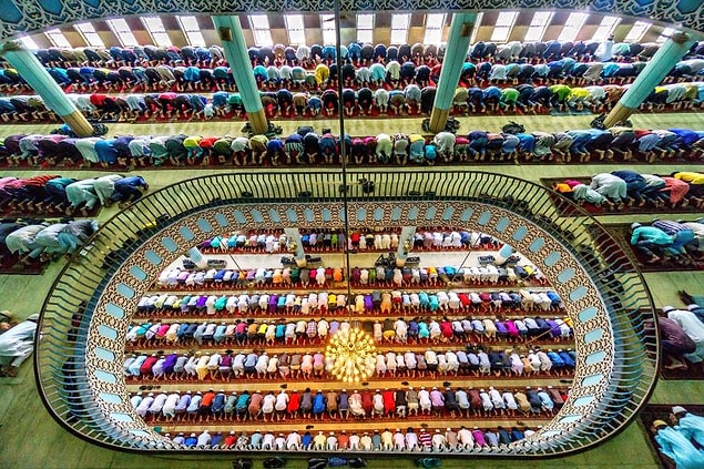 22. Bangladeş'te Bayram Namazı