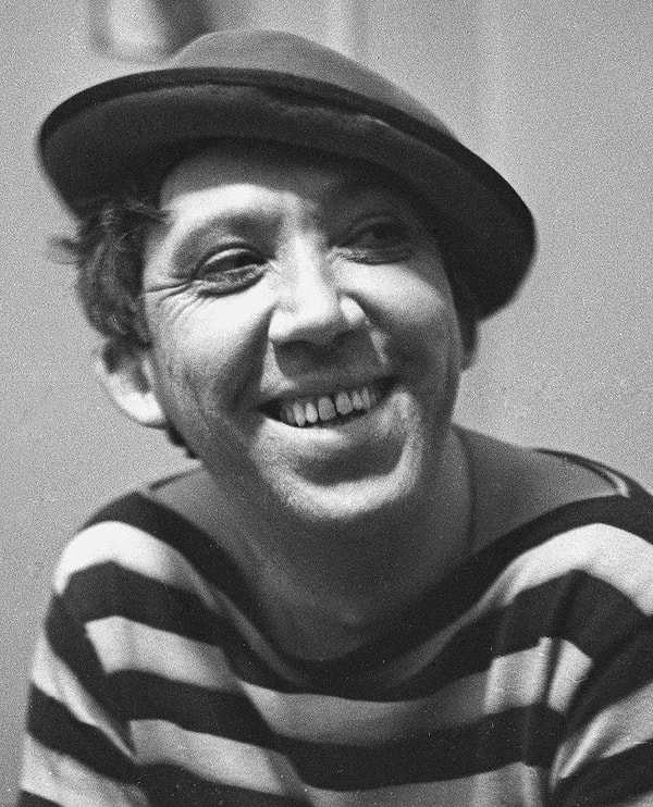 6. Ивана Грозного и Буншу должен был играть Никулин, сценарий даже писался специально под него.