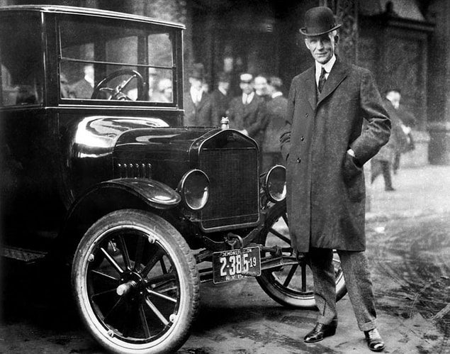 7. Henry Ford, 53 yaşında Ford Motor Company’i kurana kadar üç farklı işinde başarısız olmuş.