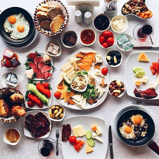 Bu Kahvaltı Testinde 500 Kalori Altında Kalmayı Başarabilecek misin?