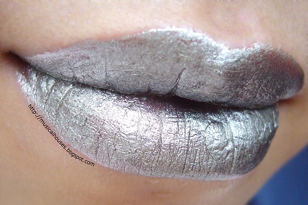 5. Металлик тоже в моде!