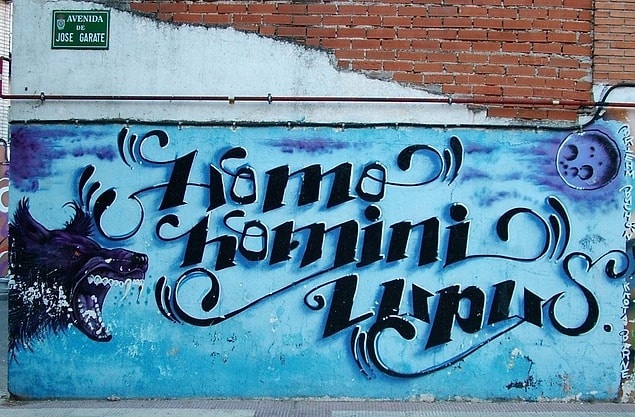 7. Ya söylerken zorlanılan bu söz? "Homo homini lupus."