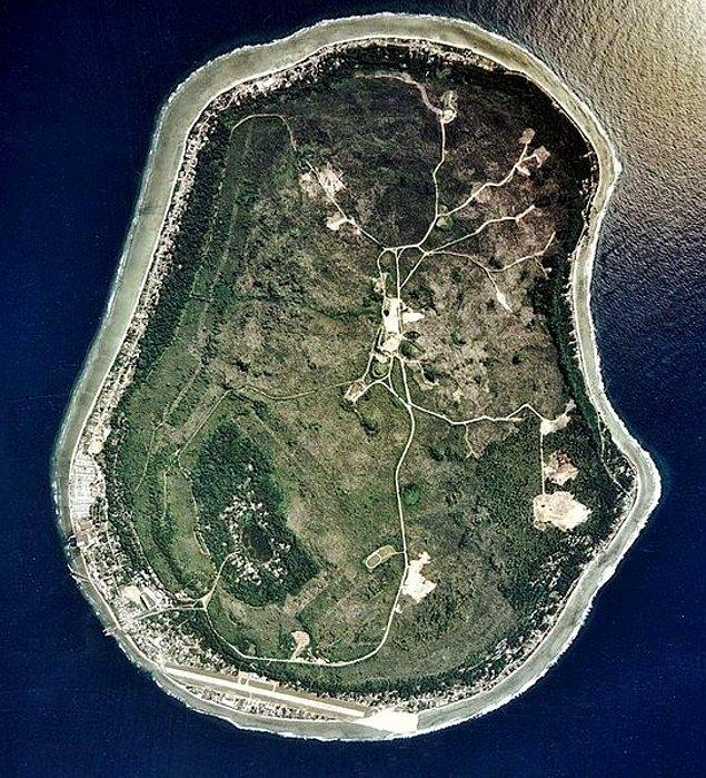 8. Dünyada en az ziyaret edilen ülke Nauru. 2011 yılında Nauru’yu yalnızca 200 turist ziyaret etmiş.