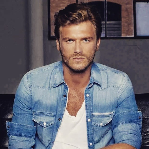 Kıvanç Tatlıtuğ