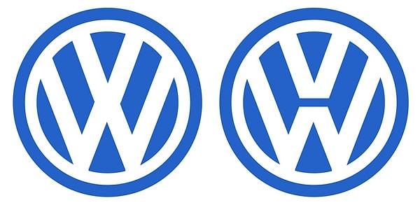 2. Pek çok insan Volkswagen'in logosunu ilk fotoğraftaki gibi bitişik hatırlasa da iki V arasında bir çizgi vardır.