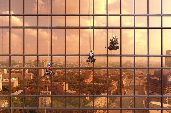 8. 2-ой приз в категории "Город": "Рассвет на Меркурий-сити-тауэр"