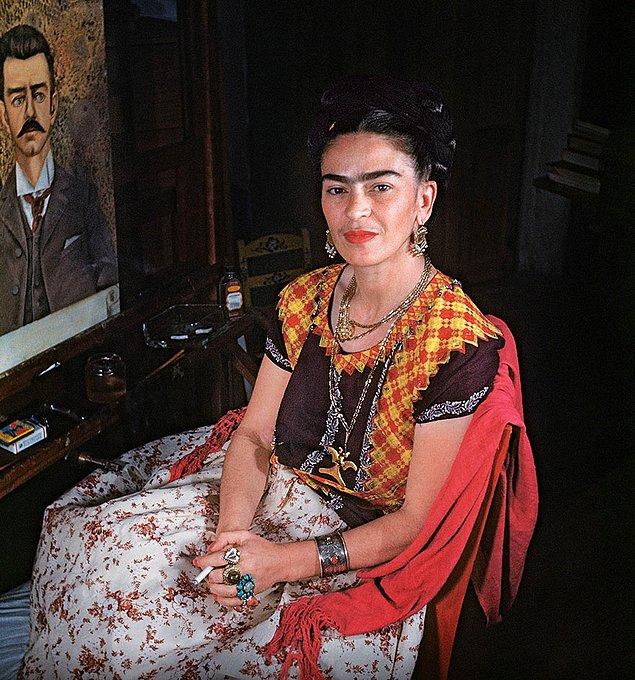 1. 1907 yılında Meksika'da doğan Frida, yalnızca 47 yıl yaşadı.