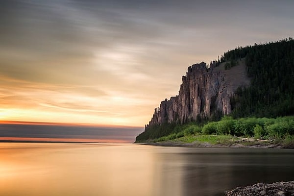 7. В каком из этих заброшенных уголков планеты протекает река Лена?