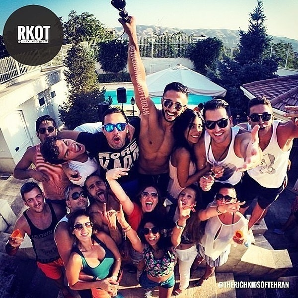 7. Иранцы - угрюмые ребята, которые не умеют веселиться