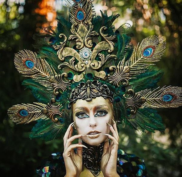 5. Гордый павлин