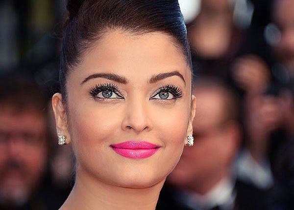 Длинные брови: