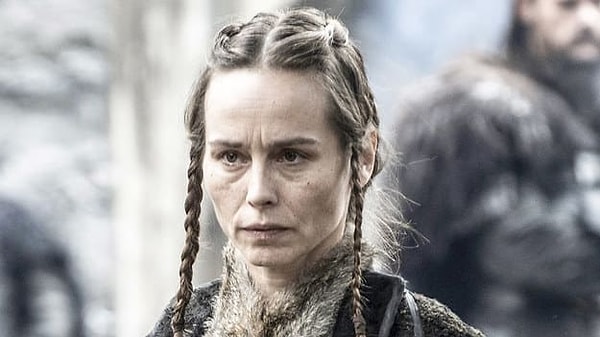 2. Узнаешь этого персонажа?