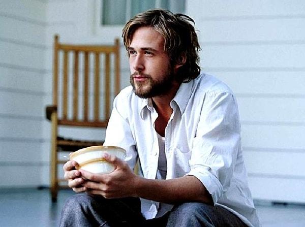 5. The Notebook filminin başrolüne Ryan Gosling uygun görülmüştü. Çünkü karakterin sıradan ve çirkin bir tip olması gerekiyordu.