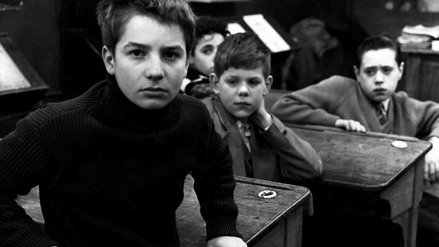 4. 400 Darbe (1959) | IMDb 8.1