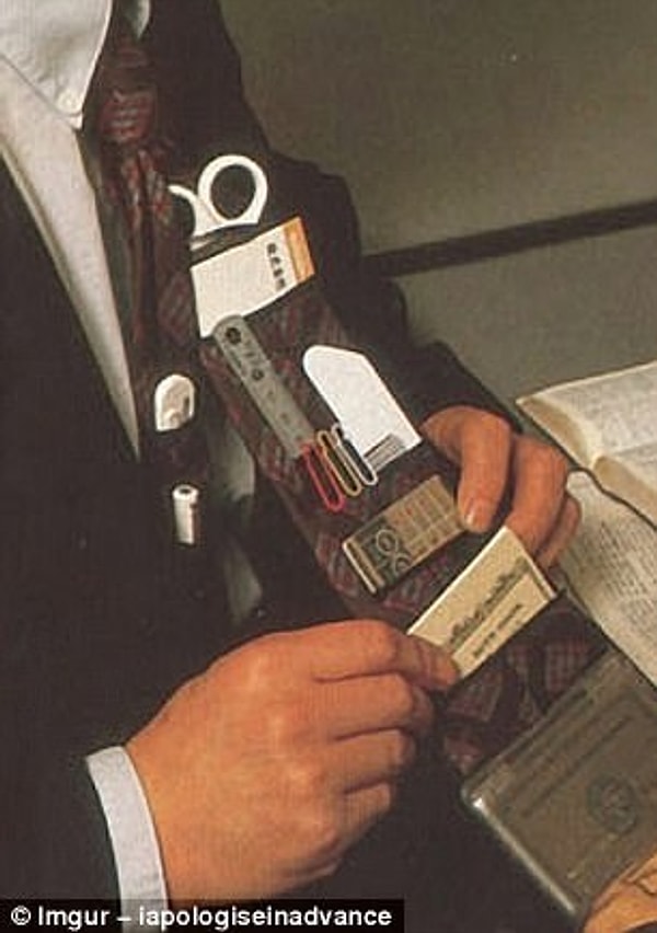 7. Галстук-пенал и галстук-зонтик. Что может быть практичнее?