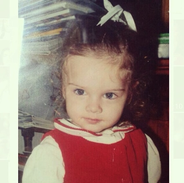 1. Miray Daner 15 Ocak 1999 İstanbul doğumlu. Oğlak burcu. Küçüklüğünden beri oyuncu olmak en büyük hayaliydi.