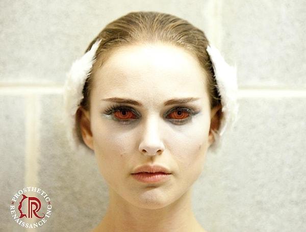 23. Natalie Portman'ın "Black Swan" makyajlarından