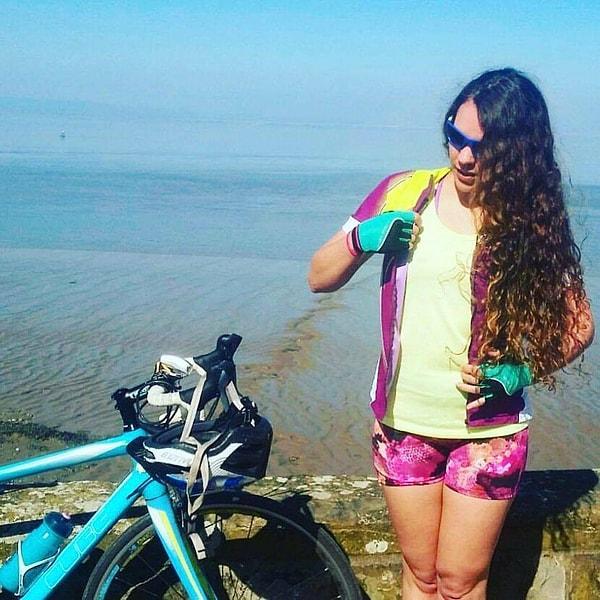 Jenni, bisikletini geri alabileceği konusunda pek de umutlu olmasa da Bristol Cycling Facebook grubunda bisikletin fotoğrafını içeren bir gönderi paylaştı.