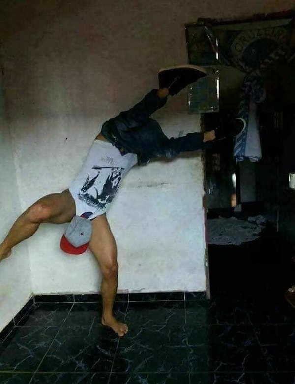 17. Вроде обычное фото, но стоит присмотреться...