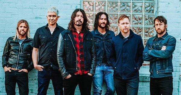 5. Какой из этих альбомов не принадлежит группе "Foo Fighters"?
