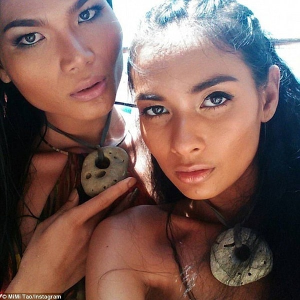 12. Ее покровительница в модельном мире Юи приложила немало усилий, чтобы научить Тао всему, что она знала