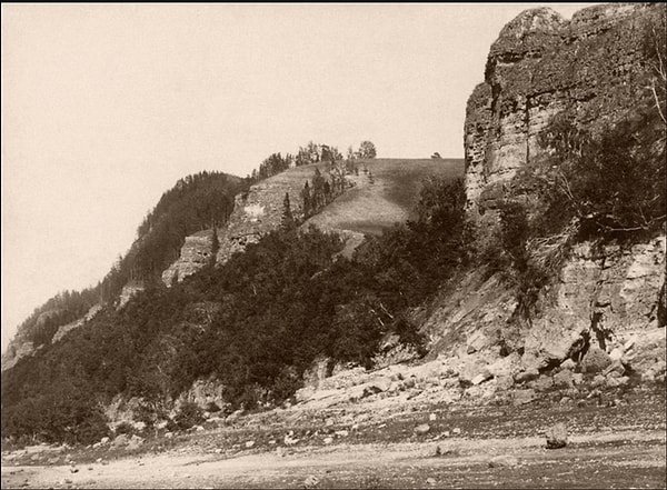 20. Молодецкий курган и Девья гора