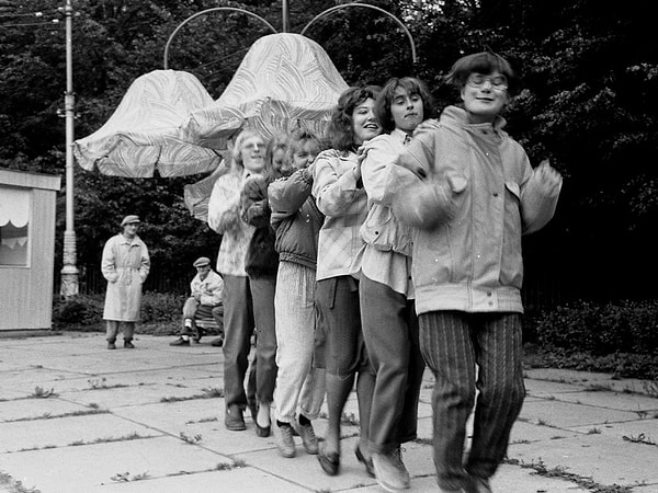 14. Ребята исполняют летку-енку.