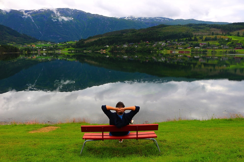 Norveç'te 2200 Kilometre Yol Yaparak Yeşilin Her Tonunu Gören Gezginden 18 Fotoğraf