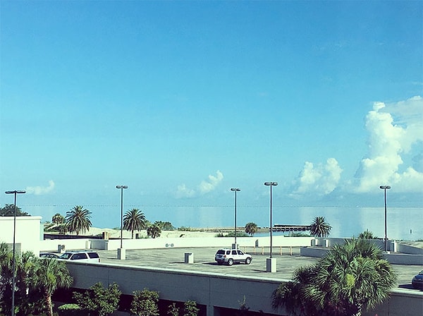 15. Идеальное сочетание - небо и водная гладь