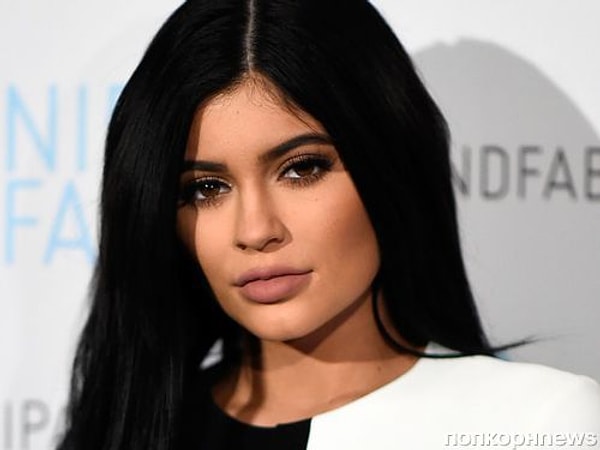 7. Второе имя Кайли - Кристен