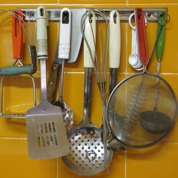 8. Выберите кухонный предмет