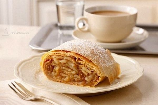 Вертута с яблоком