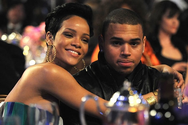 Göz önünde bulundurulmayan şey ise fazlasıyla maço olan Hip Hop kültürüne ait Chris Brown'ın fevri tavırlarıydı.