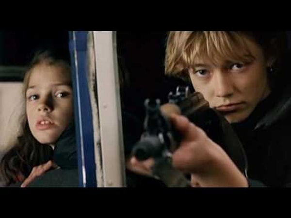 6. Сестры, 2001 год, Россия