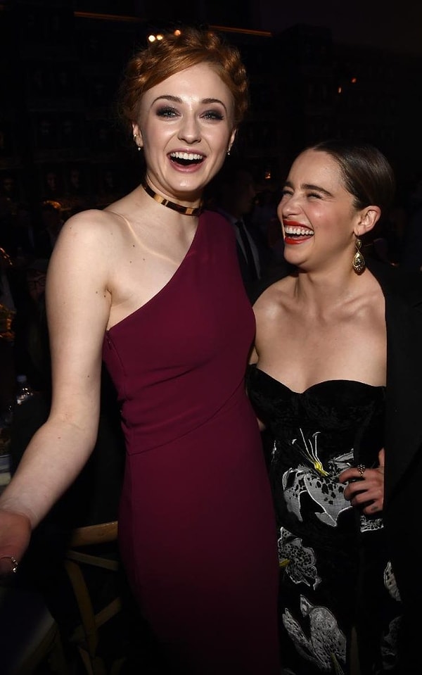 Эмилия и Софи вместе