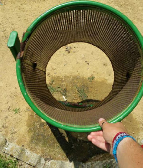 11. Опустошенность и бесполезность в одной урне!