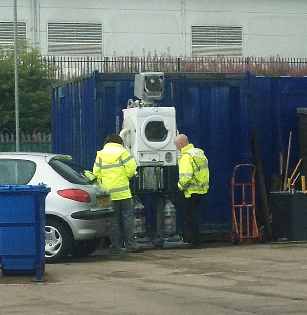 16. Когда работа на свалке перестает быть интересной.