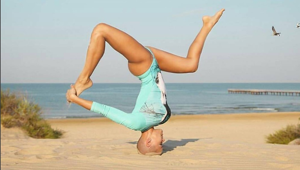 Шикарная подтянутая фигура этой многодетной мамы сделала ее популярной в Рунете