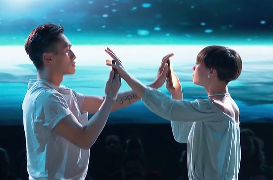 Çağımızın Hastalığına Dikkat Çeken Muhteşem Dans Koreografisi