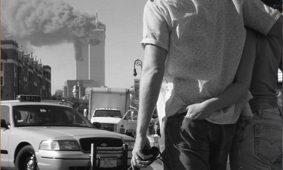 18 лет спустя: 23 редких фотографии о трагедии 11 сентября, от которых до сих пор бегут мурашки по коже