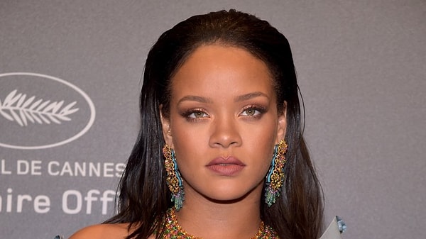 2. Она хочет оказывать положительное влияние на людей