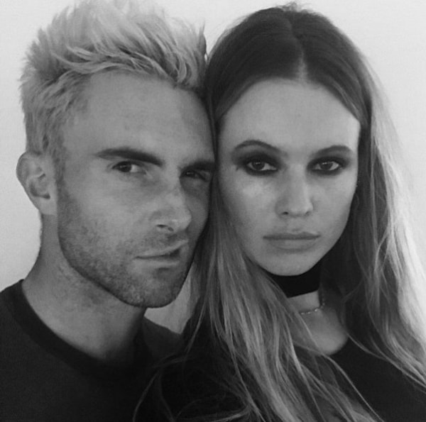 1. Нет никаких сомнений в том, что Адам Левин, вокалист группы Maroon 5, и Бехати Принслу, ангел Victoria's Secret, — одна из самых красивых звездных пар!